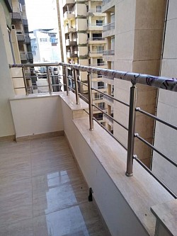 كوبسته بلكونة زاوية مدرج